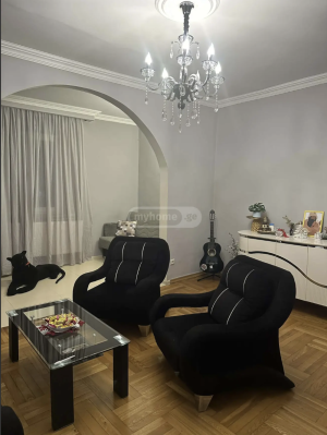 იყიდება 3 ოთახიანი ბინა ვარკეთილში